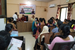 Certificate distribution 